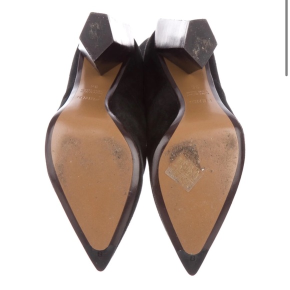 Fendi Pointed Toe Black Suede Ankle Boots - Picture 5 of 5